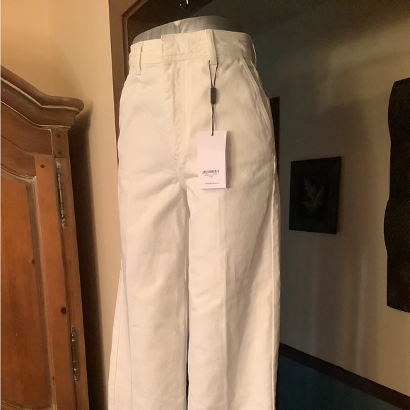 The Fold London Denim - Elegant White Ankle Jeans